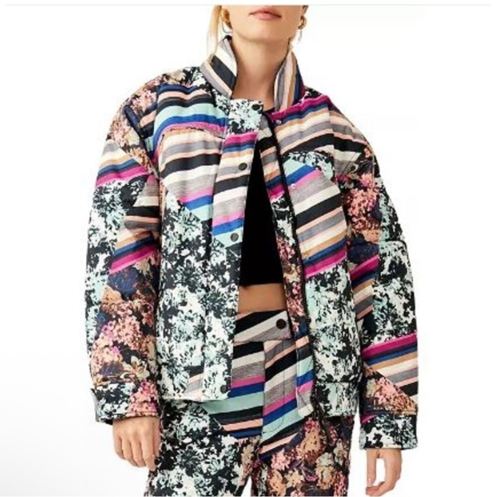 NEW FP Movement Women's Bunny Slope Oversized Printed Puffer Jacket Small